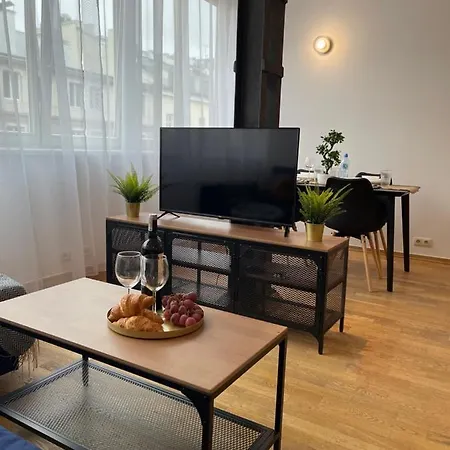 Wiejska 14 - 500M Od Sejmu Rzeczypospolitej - 450M Do Ambasady Usa - Smart Tv - Wifi - W Pelni Wyposazona Kuchnia Varsavia Esterno foto